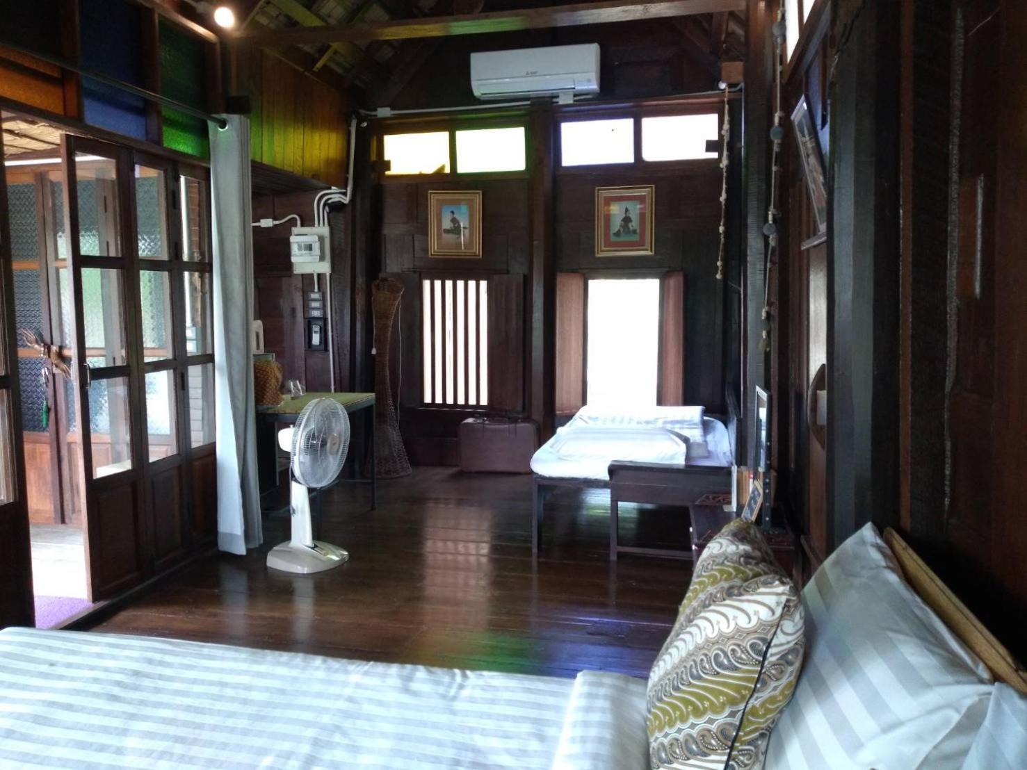 Rustic​ Charm​ Suphan​ Ban Tha Pong Habitación foto
